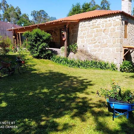 Casas Vale Martinho Bed & Breakfast Santa Comba Dao Exterior photo